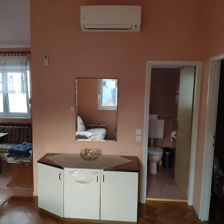 & Nora Apartment *